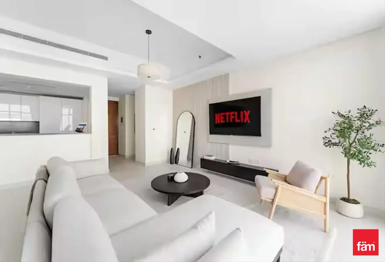 2 BEDROOMS ON HIGH FLOOR | MADA