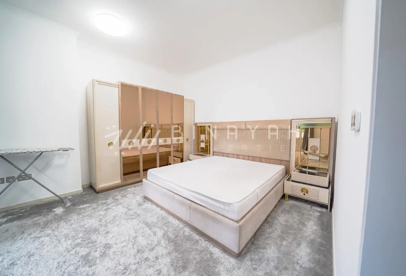 Burj Khalifa View | Premium Finishing | Spacious