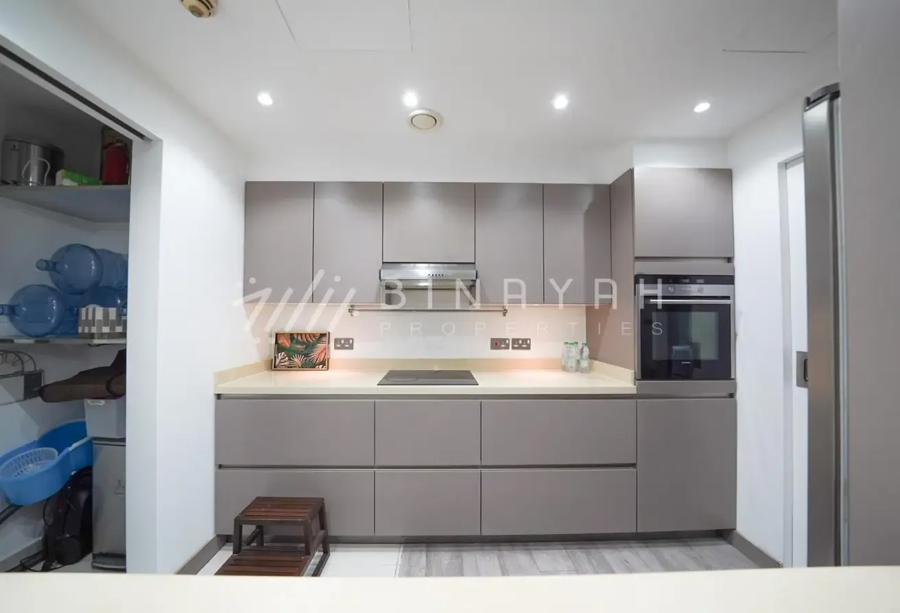 Burj Khalifa View | Premium Finishing | Spacious