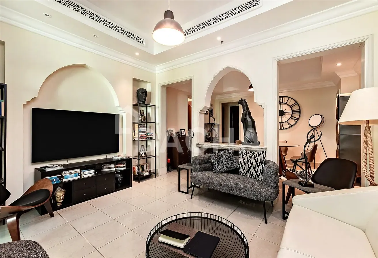 VOT | Prime Location | Minutes Beside Dubai Mall