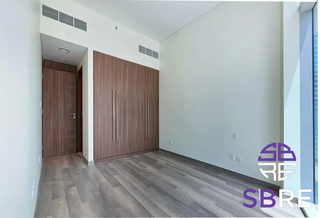 Spacious 2BR | Stunning Burj View | Luxury Living