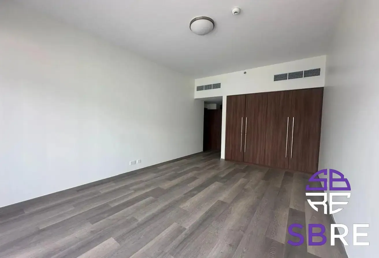 Spacious 2BR | Stunning Burj View | Luxury Living