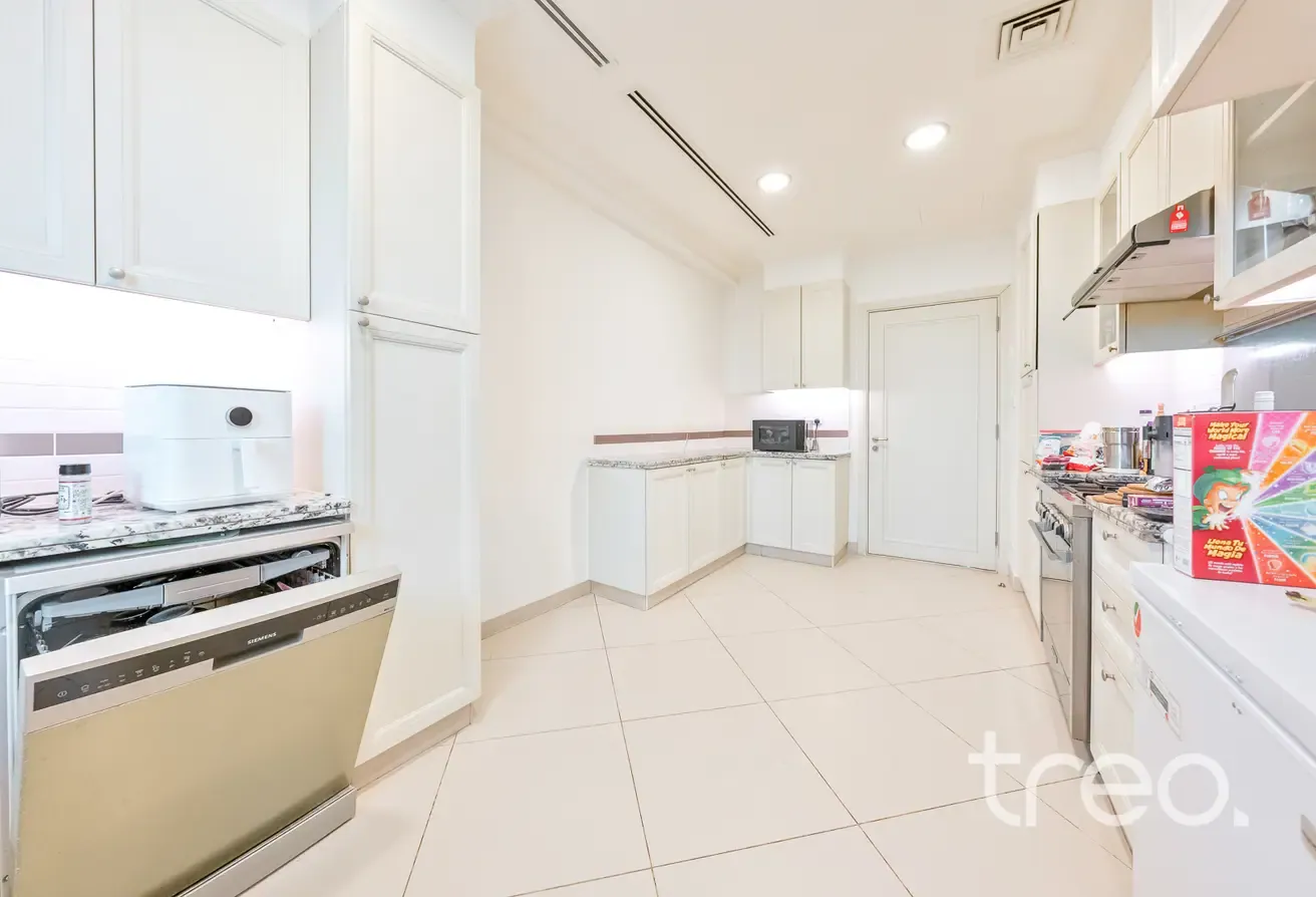 Partial Park View | Vacant Soon | 4 Bed