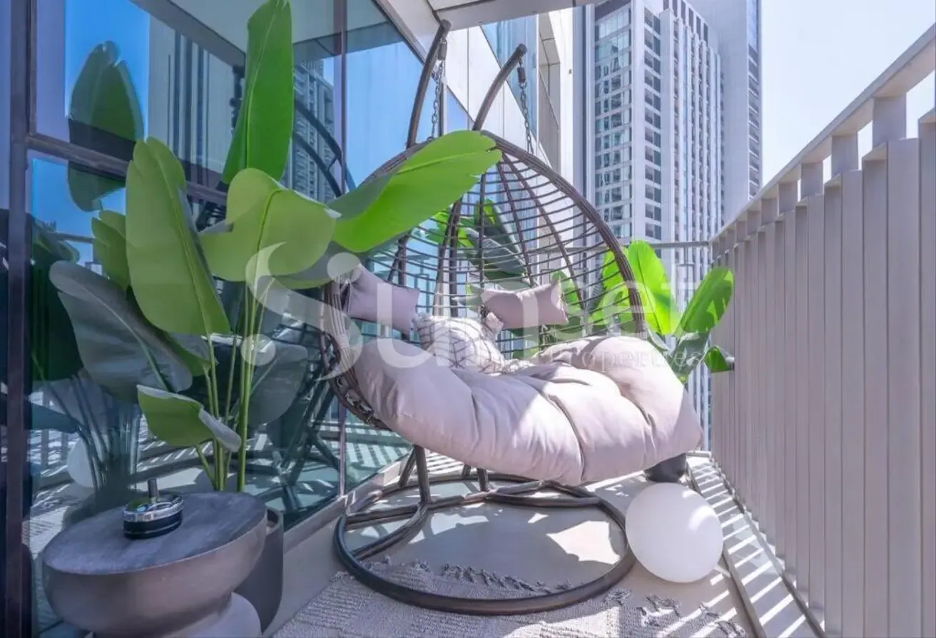FULLY UPGRADED | PRIME LOCATION | HIGH FLOOR