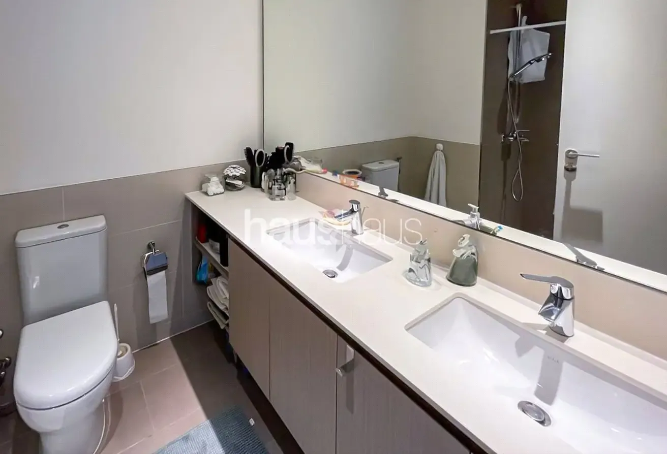 Unfurnished | Closed Kitchen| MAIDS | Vacant NOW