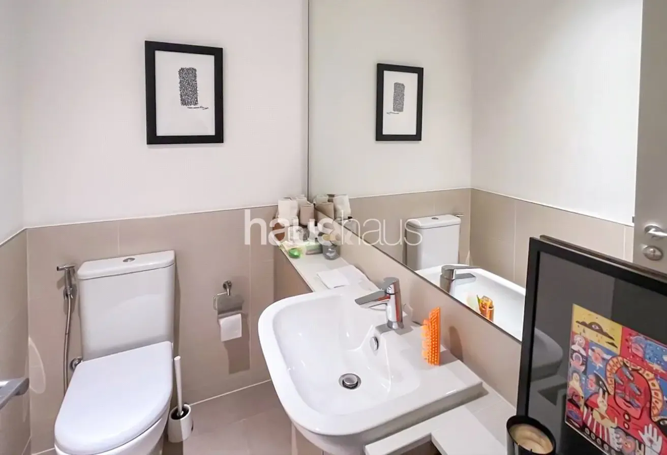 Unfurnished | Closed Kitchen| MAIDS | Vacant NOW