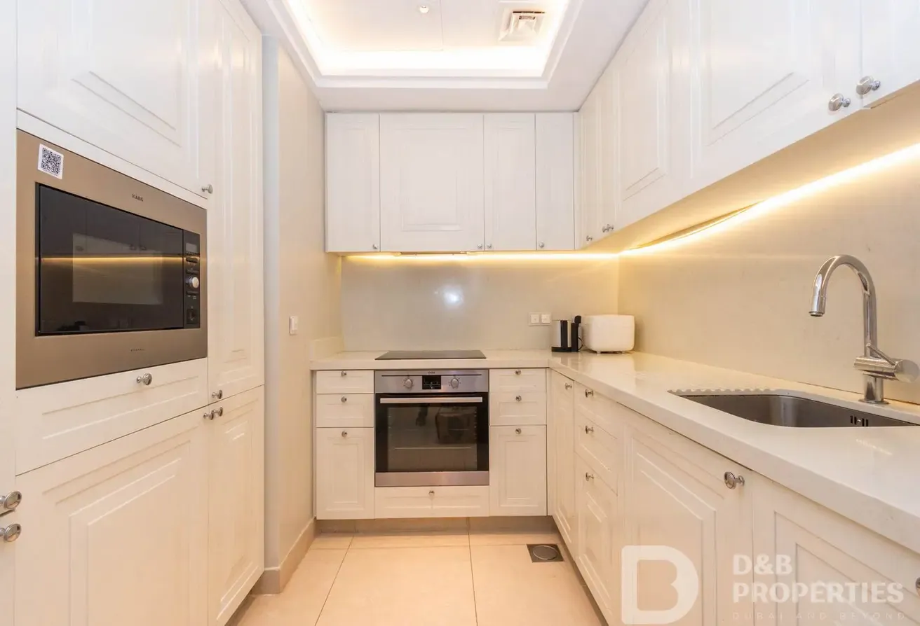 Spacious | High Floor | Burj Views | Furnished