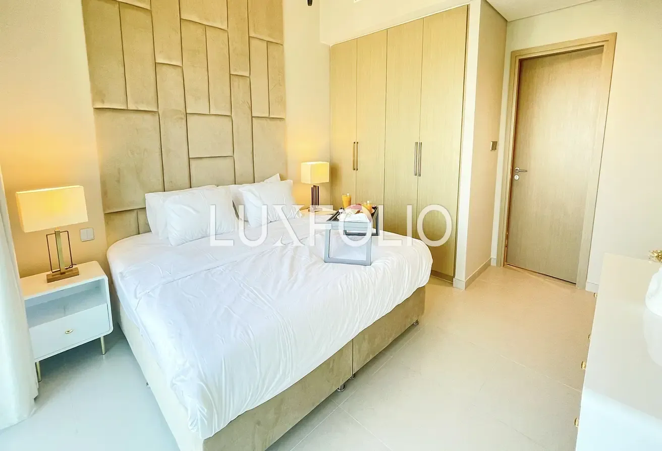High Floor | Vacant | City View