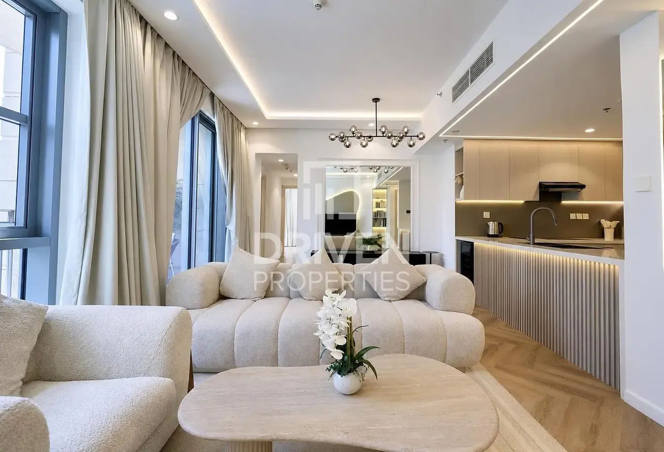 Spacious Apt with Burj Khalifa View | Vacant Unit