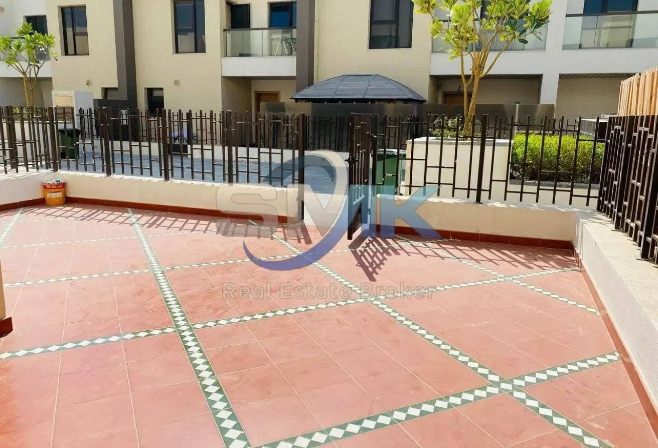 COMMUNITY VIEW  | WELL MAINTAIN | READY TO MOVE