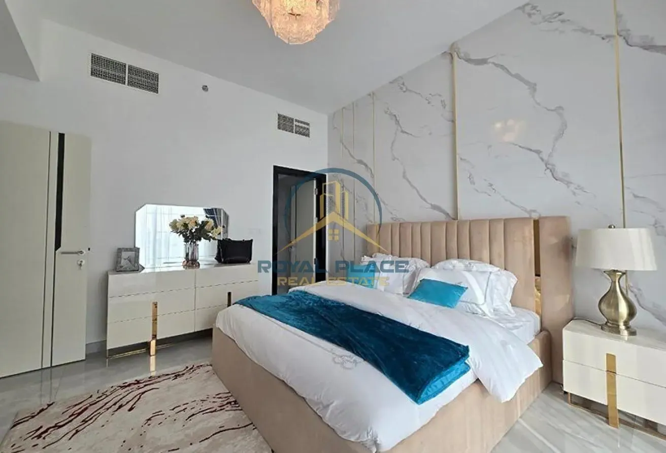 2BHK with Study | Luxurious Furnished | Near Metro