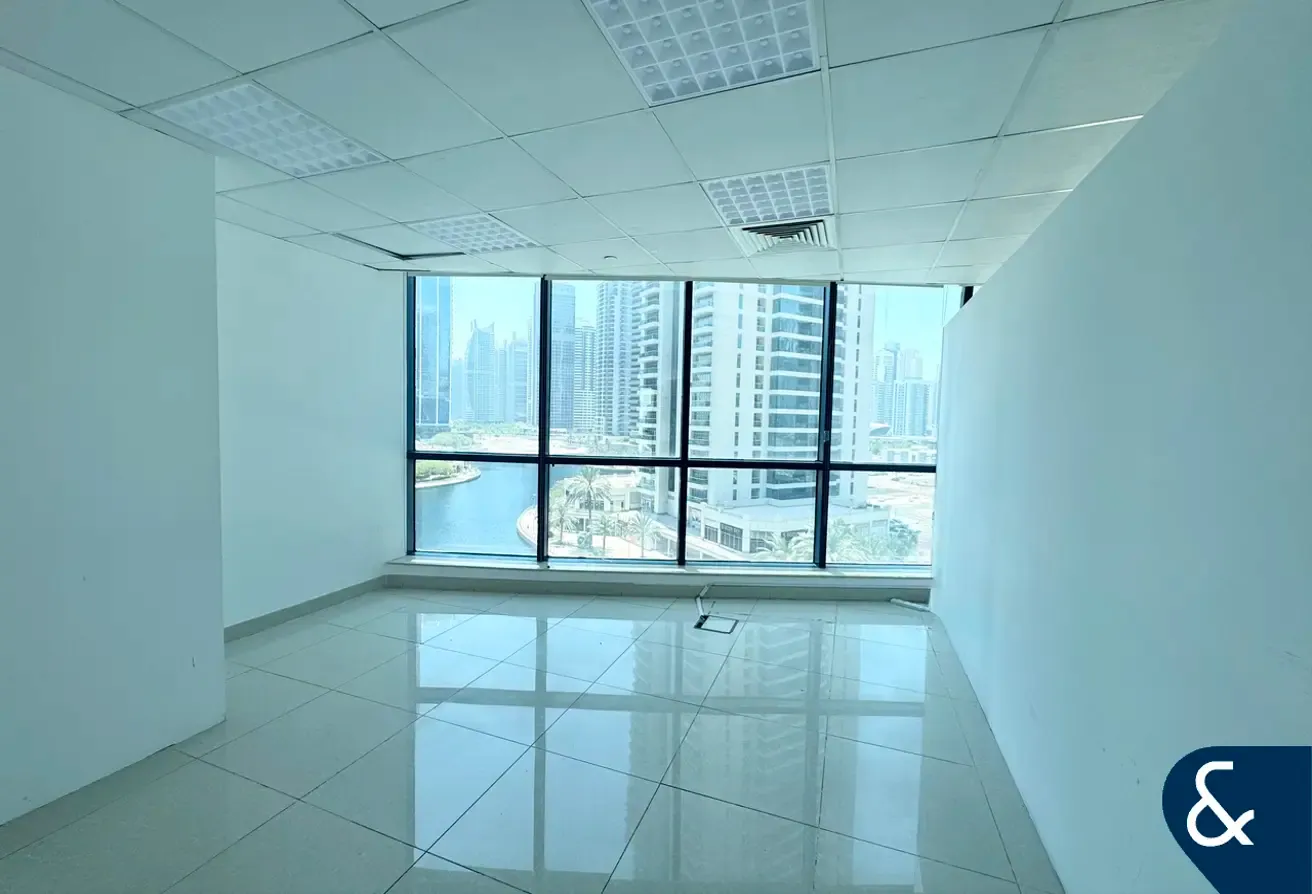 Unfurnished | Panoramic Waterfront Views