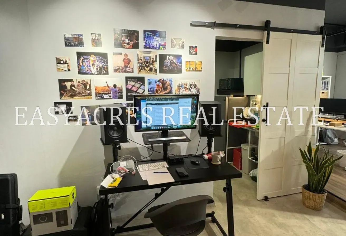 Exclusive | Rented | 2 Unites Available