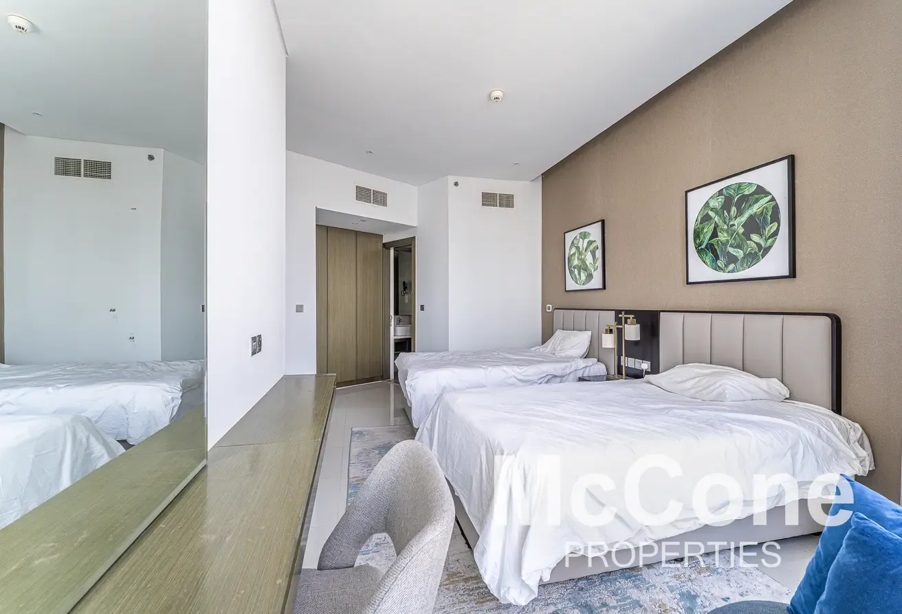 Canal View | Vacant | Fully Furnished