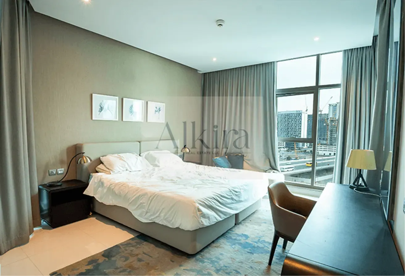 BEST PRICE|FULLY FURNISHED|CANAL VIEW| 2 BALCONIES