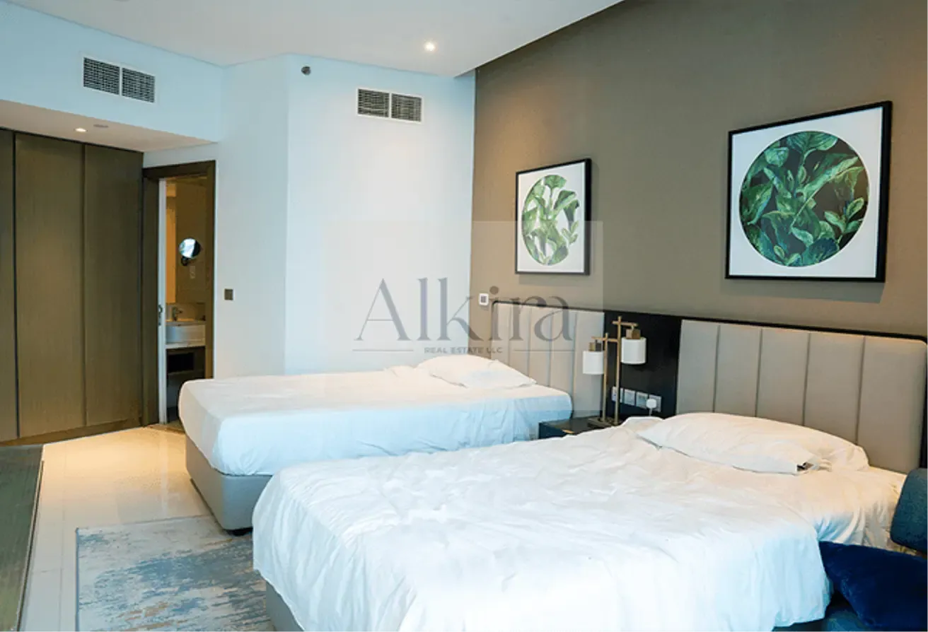 BEST PRICE|FULLY FURNISHED|CANAL VIEW| 2 BALCONIES