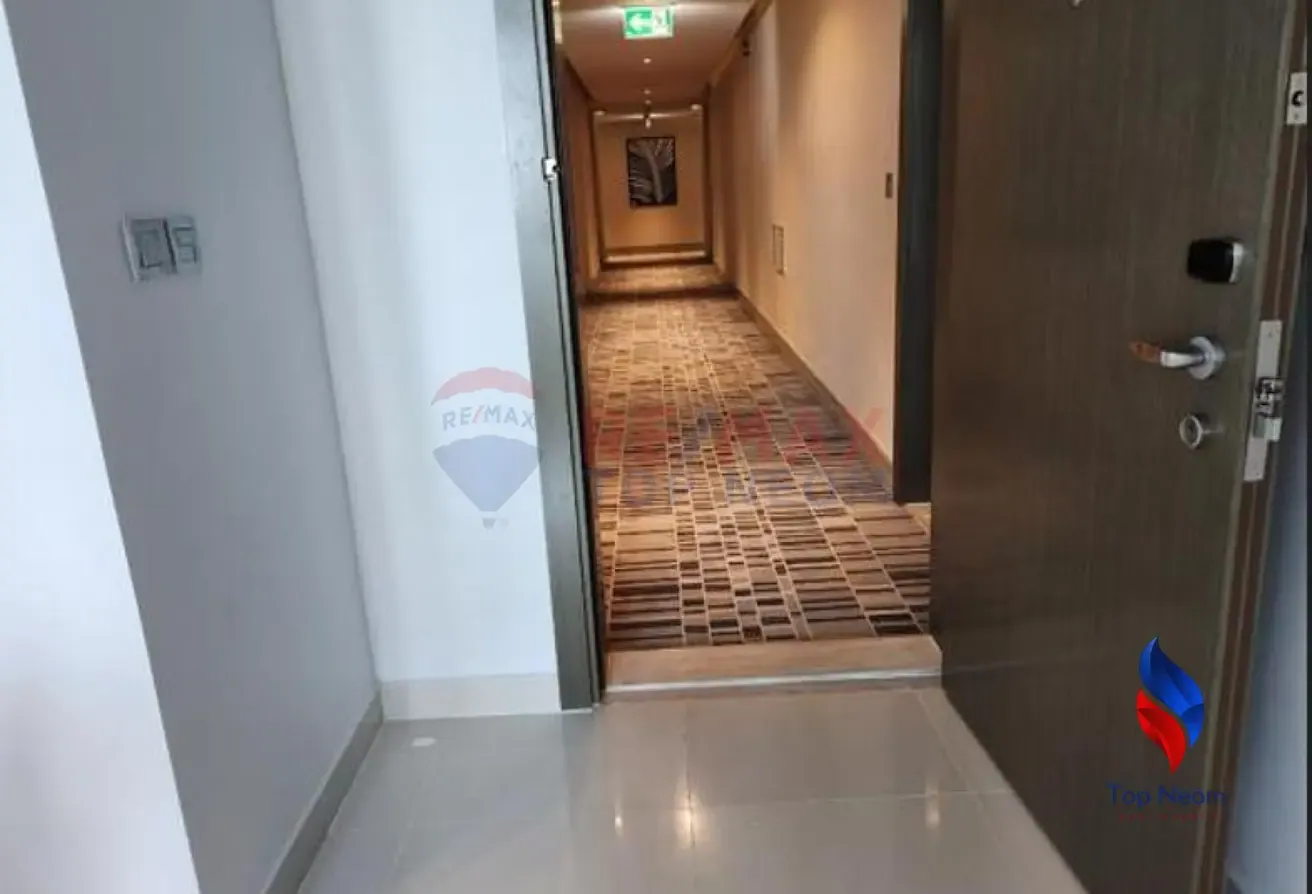 VACANT - FURNISHED - PRIME LOCATION