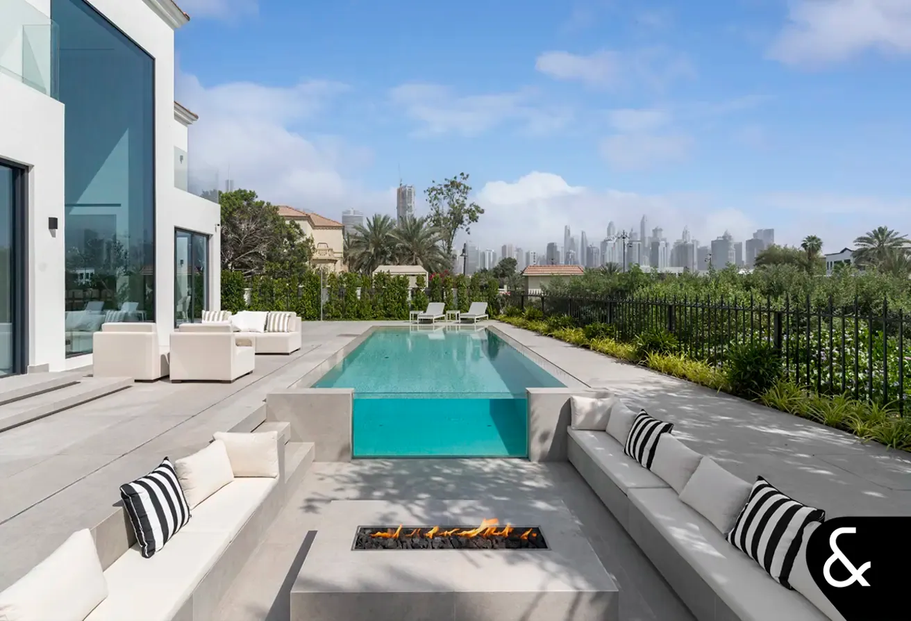 4 Bed | Huge plot | Skyline View | Upgraded