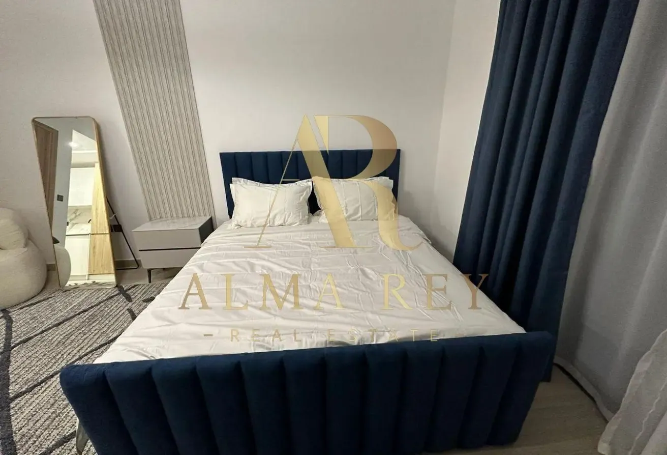 FULLY FURNISHED I VACANT I URGENT SALE