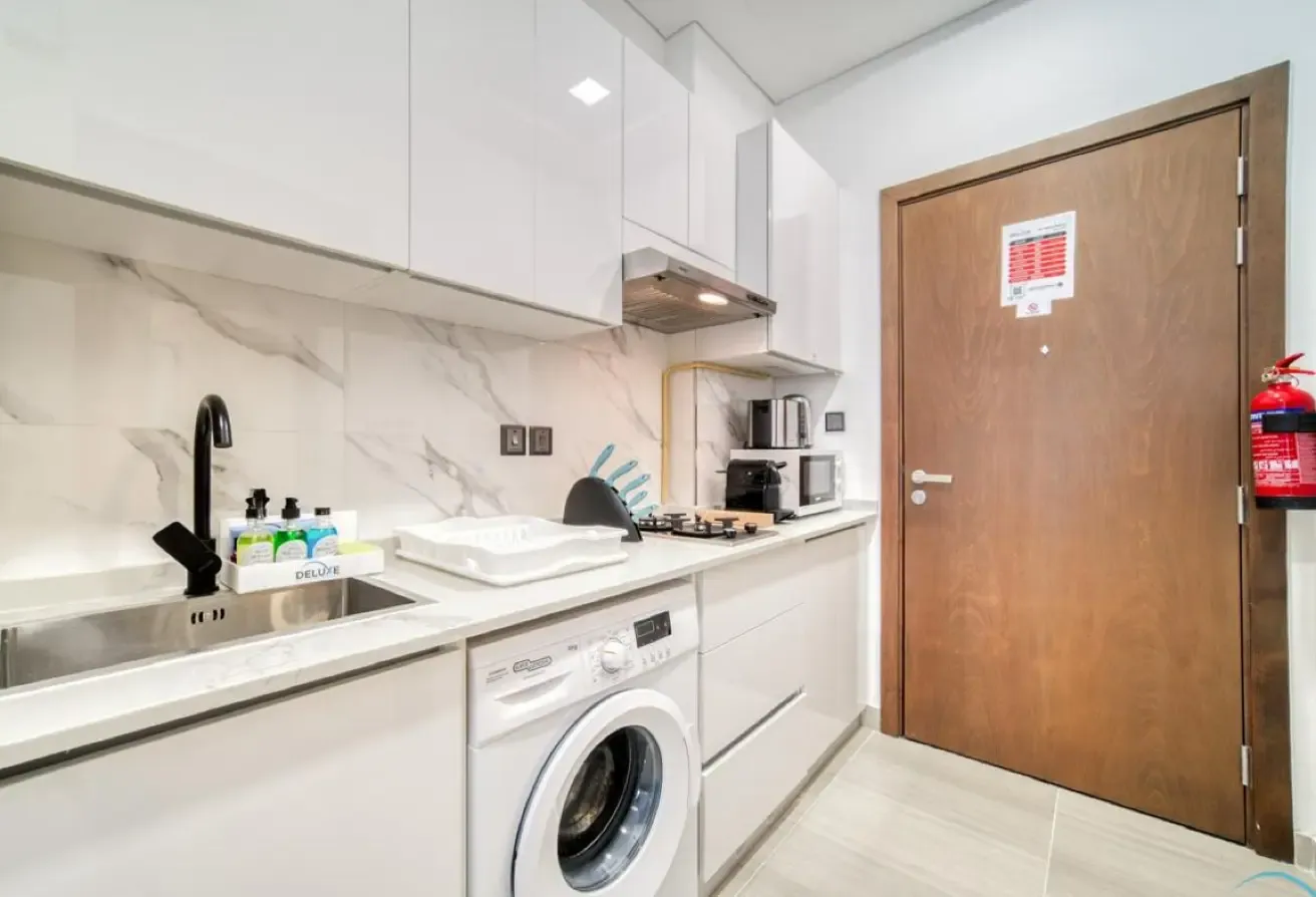 RENTED STUDIO || FULLY FURNISHED || WITH BALCONY