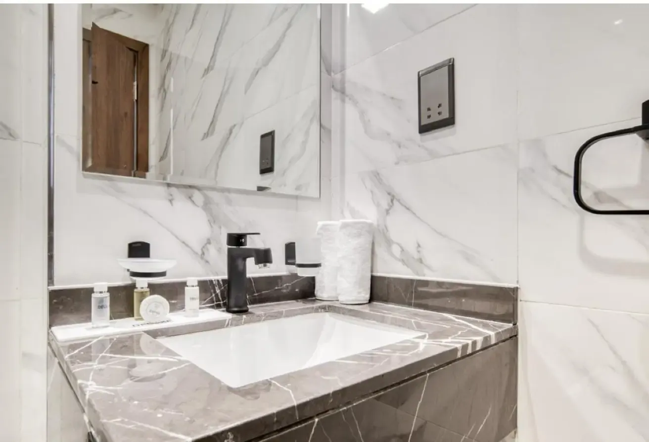 RENTED STUDIO || FULLY FURNISHED || WITH BALCONY