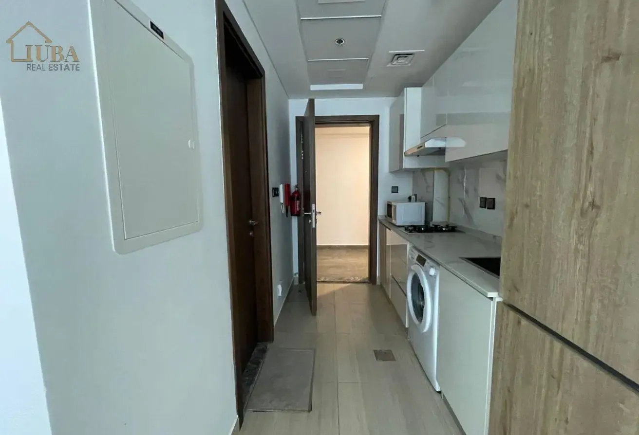 Vacant | Furnished | Pool View