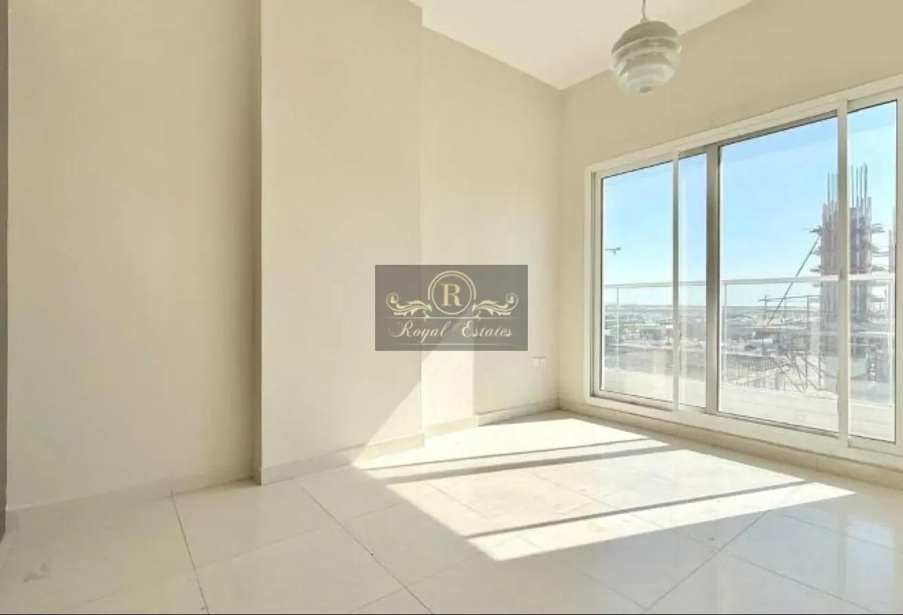 Ready to move in | Spacious | Low Rise Building