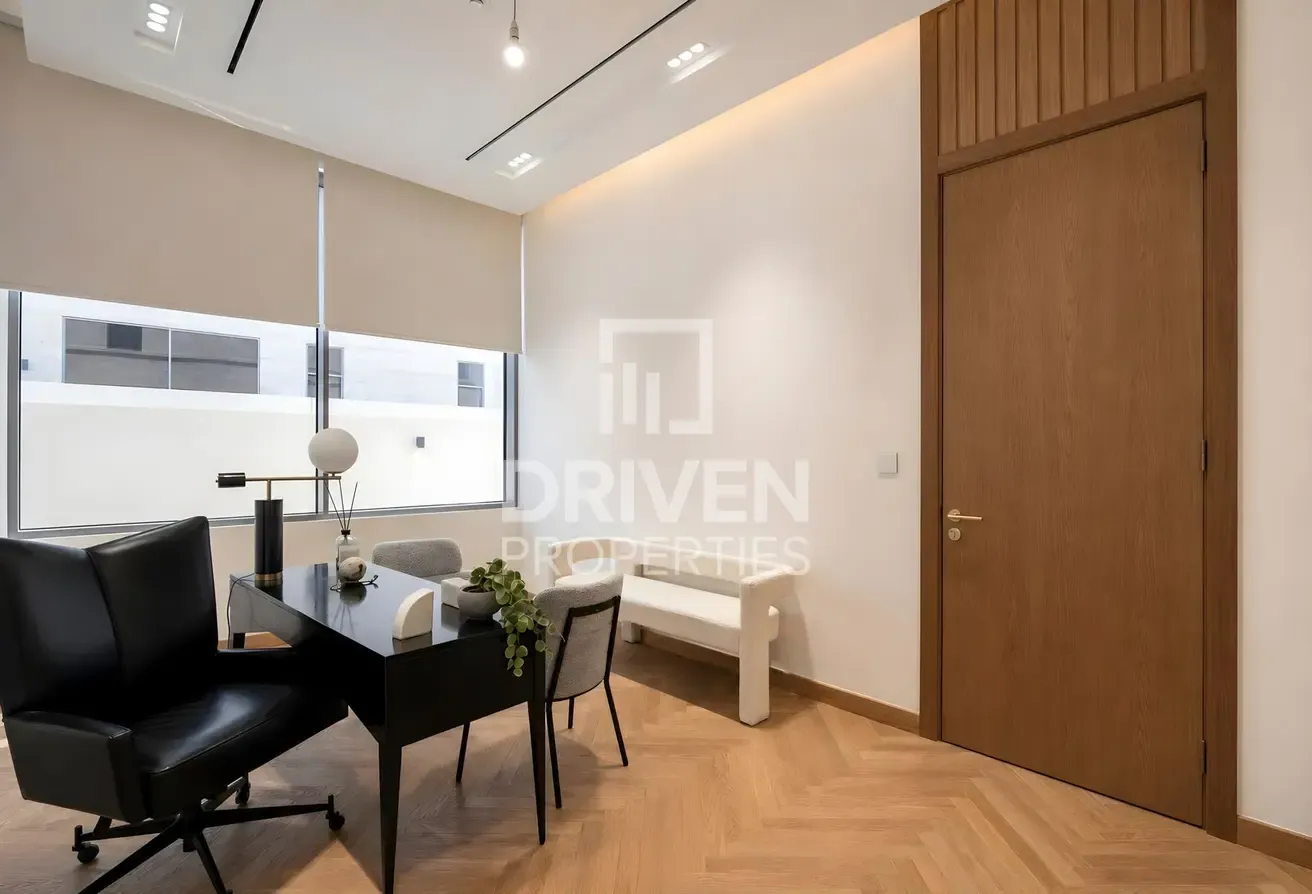 Elegant Mansion | Private Cinema | Rooftop