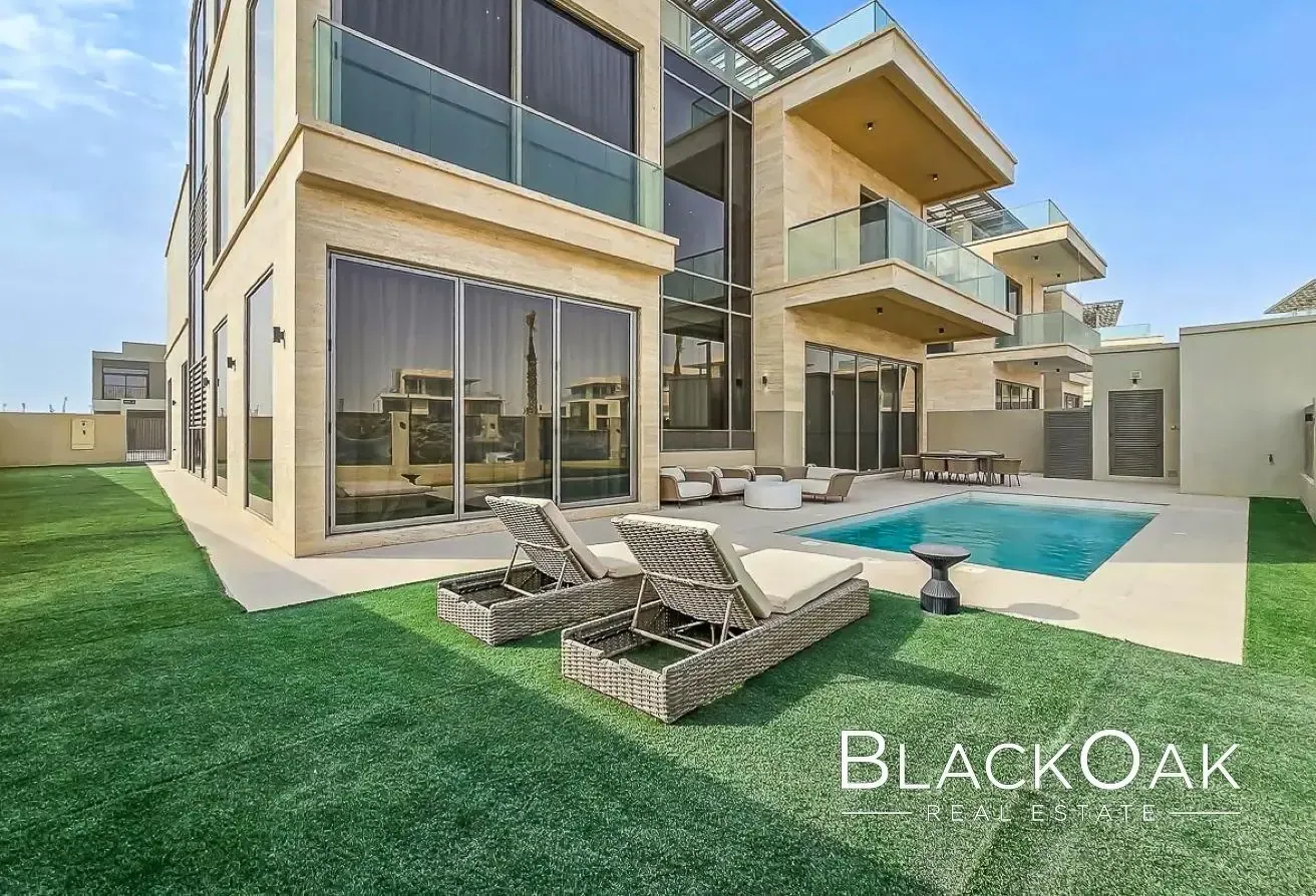 6BR-Ensuite Luxury Villa | Private Pool
