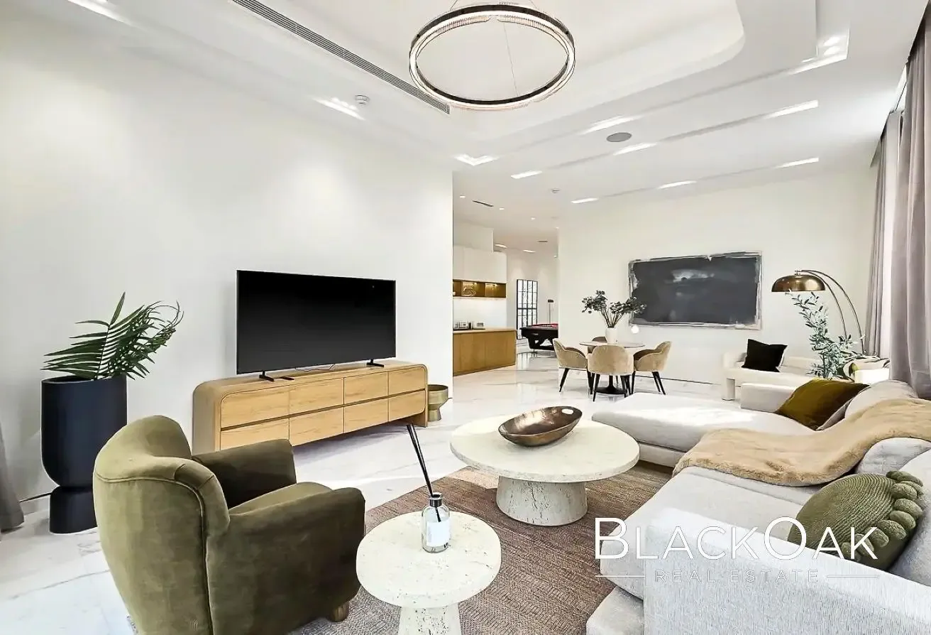 6BR-Ensuite Luxury Villa | Private Pool