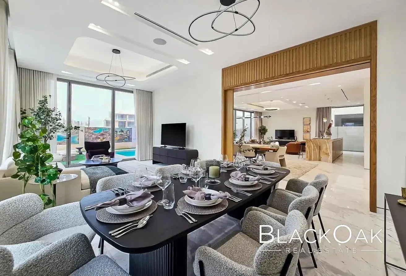 6BR-Ensuite Luxury Villa | Private Pool
