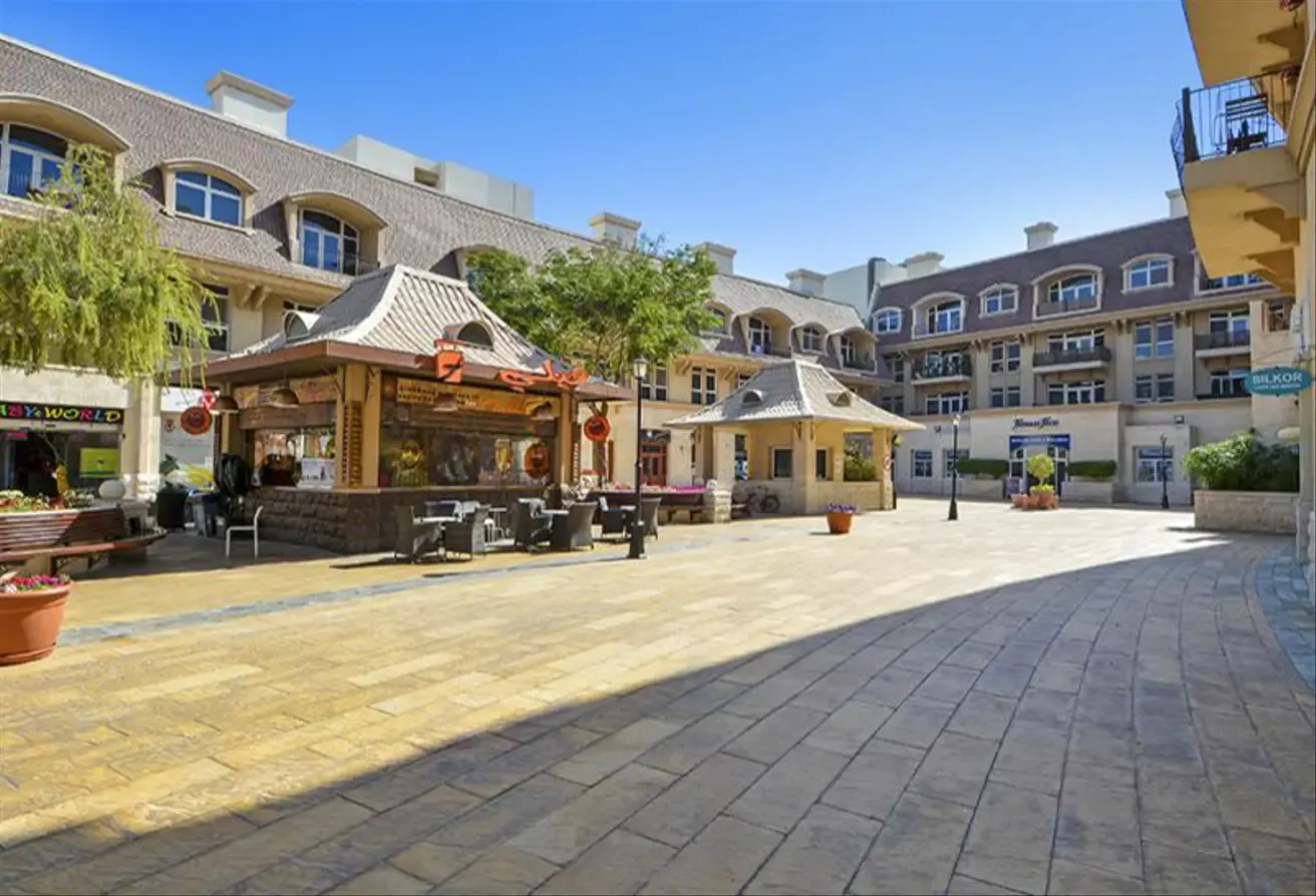 Stylish Studio| Spacious| Appliances |Tenanted