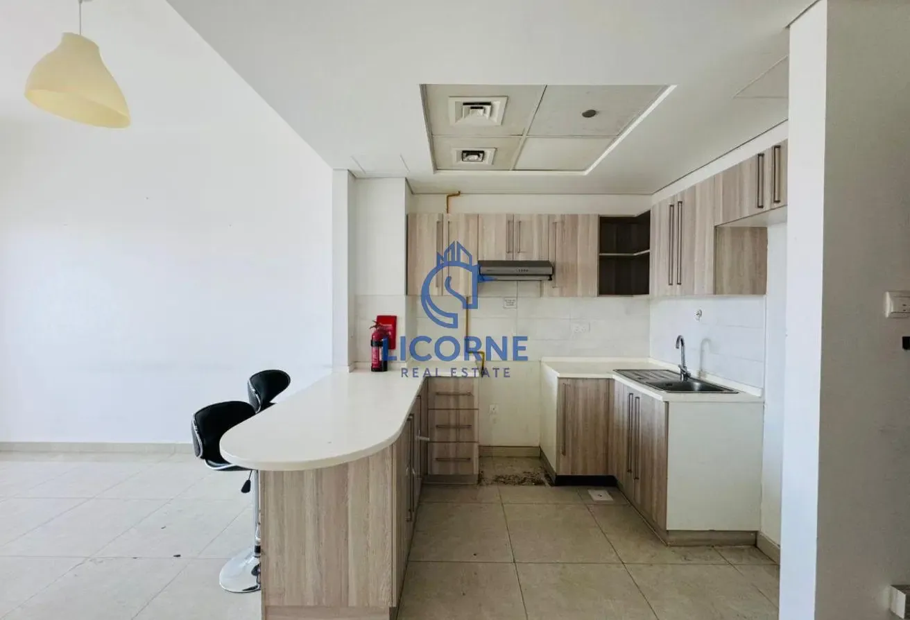 2BR APARTMENT | BRIGHT LAYOUT | GREEN DIAMOND 1