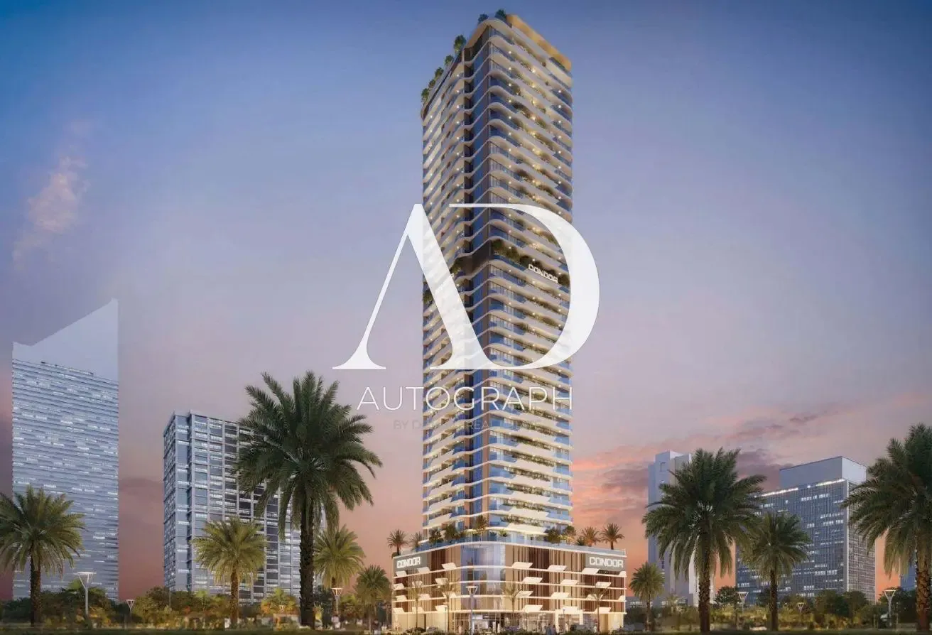 Skyline View |  Large Layout | Luxury Amenities