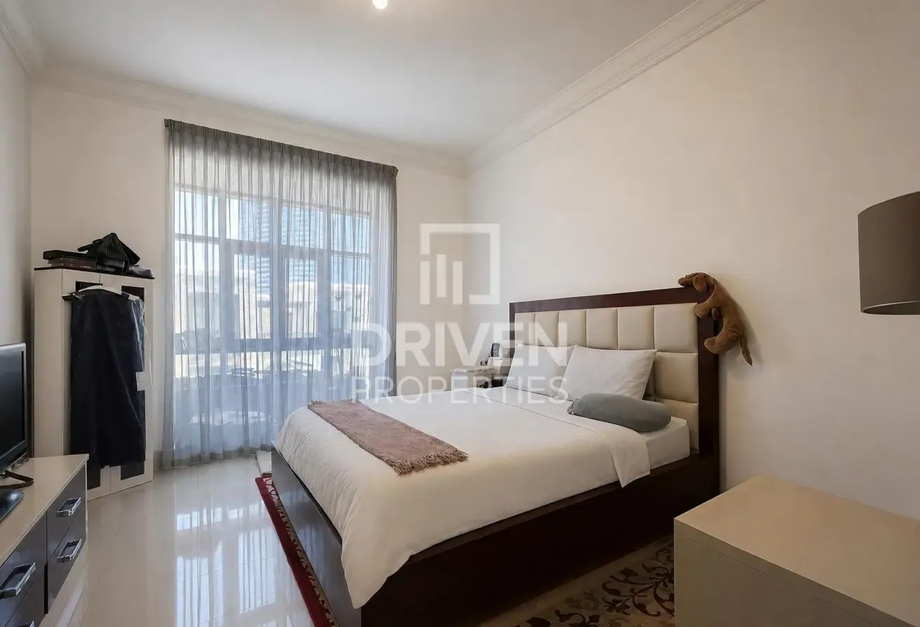 Community View | Spacious with Big terrace
