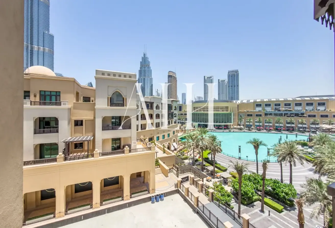 Direct Mall Access | Fountain View | Vacant