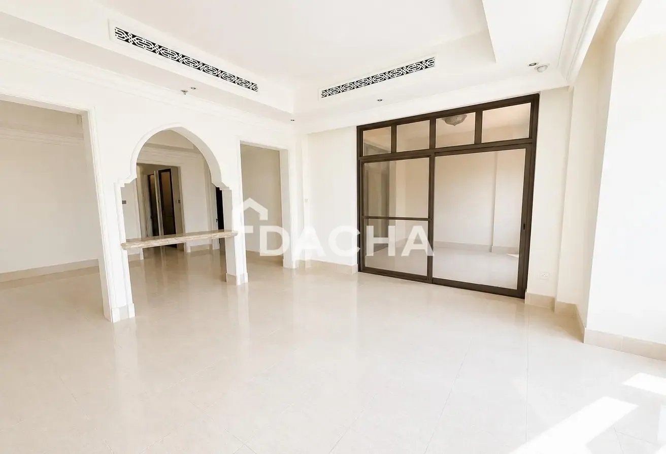 Altajer | Burj Khalifa View | Vacant | Stunning