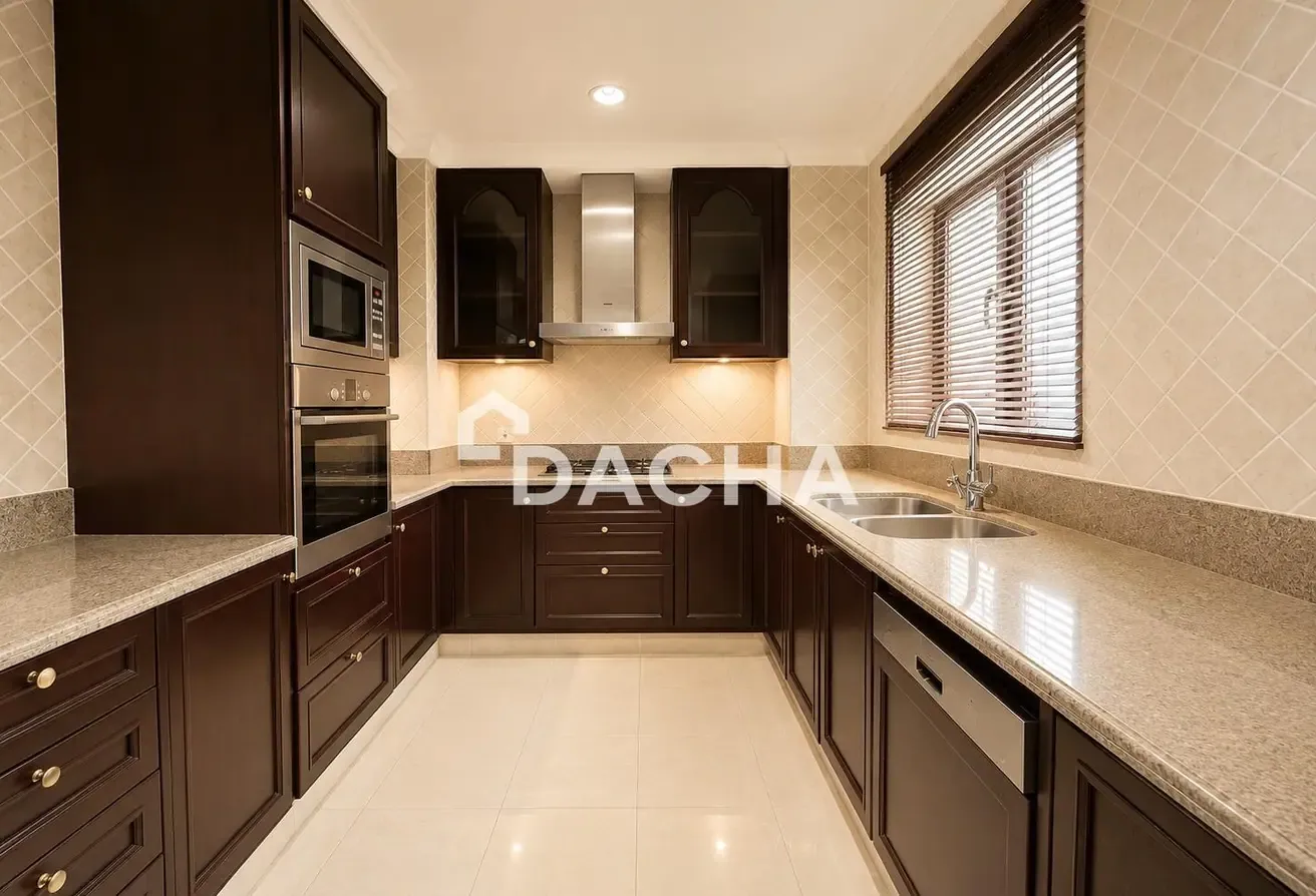 Altajer | Burj Khalifa View | Vacant | Stunning