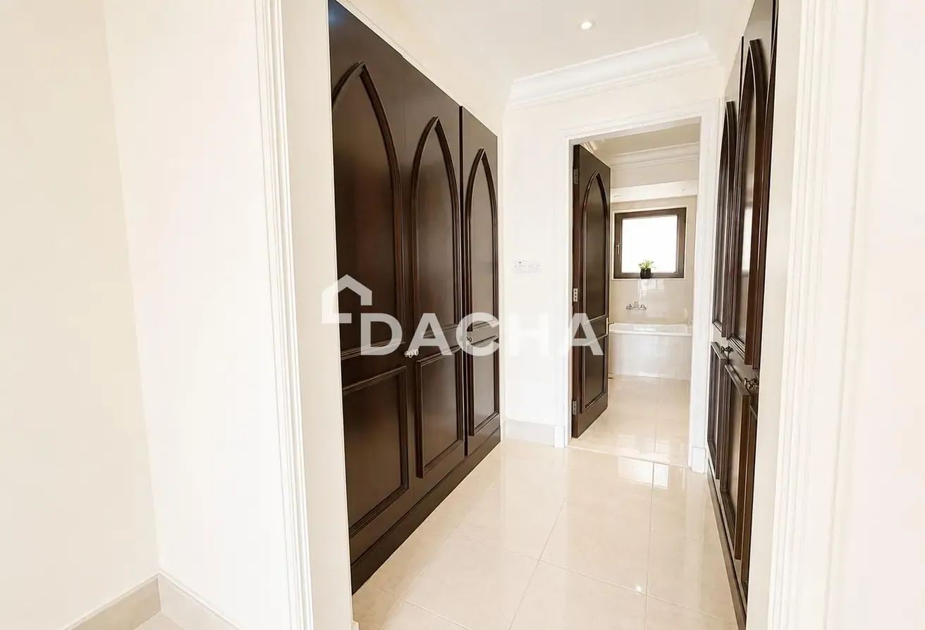 Altajer | Burj Khalifa View | Vacant | Stunning