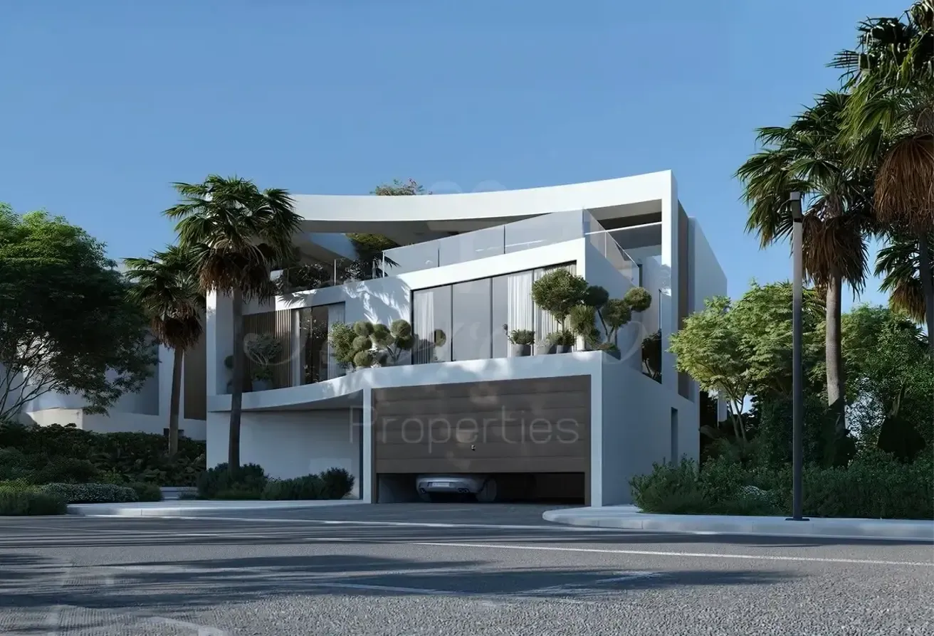 Exquisite Corner 5BR Villa with Private Pool  Lift