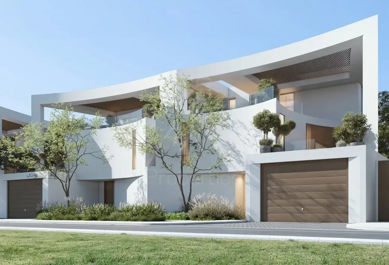 Exquisite Corner 5BR Villa with Private Pool  Lift