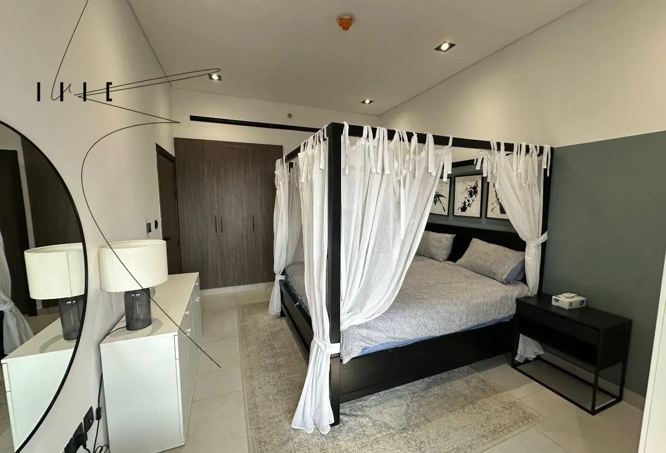 Huge Layout | Negotiable