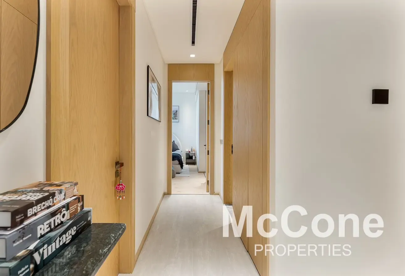 Vacant on Transfer | Spacious | Luxurious