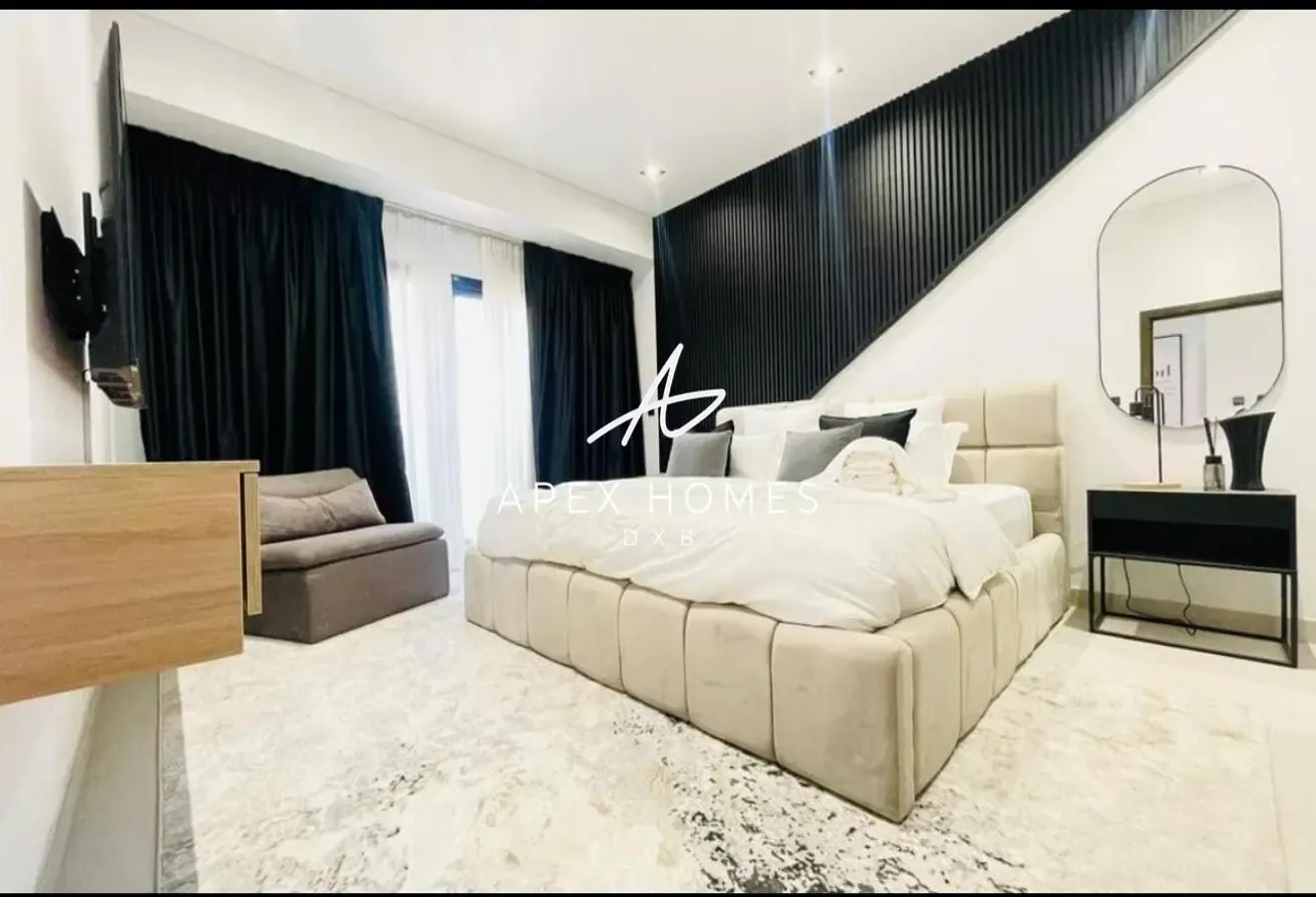 Priced to Sell | 1 Bed + Study | Vacant