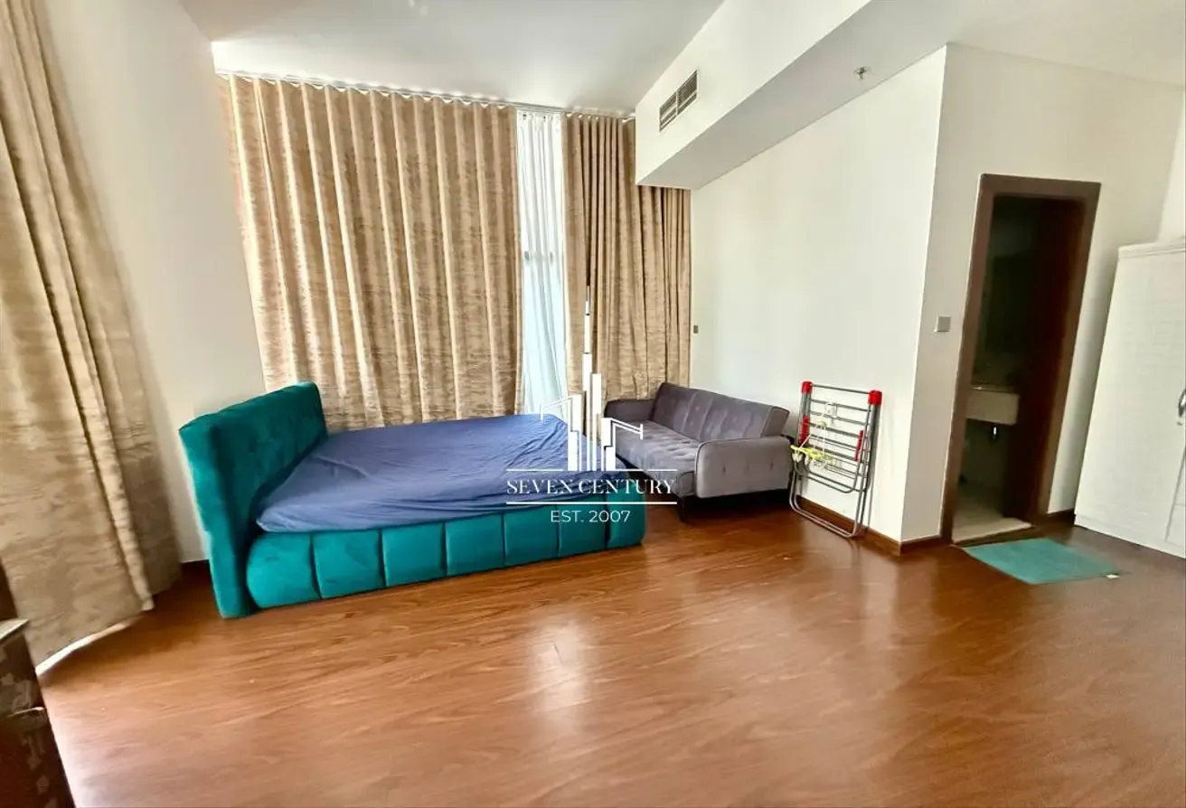 Furnished 1BR | Large Layout | Hot Sell | Vacant