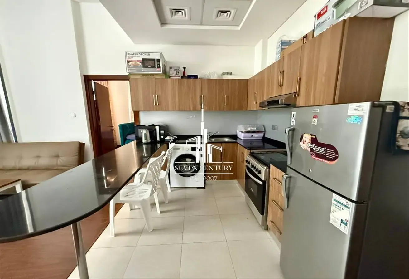 Furnished 1BR | Large Layout | Hot Sell | Vacant
