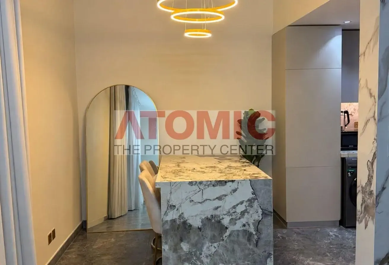 EXCLUSIVE | FULLY RENOVATED | PRIVATE GARDEN