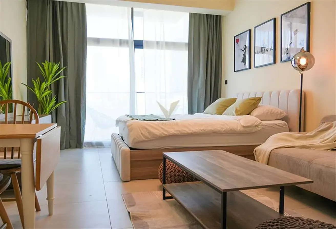 Fully Furnished Rented Boutique Studio | High ROI