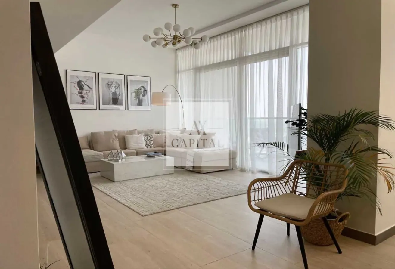 2 BR Duplex | Quality Living | Upgraded