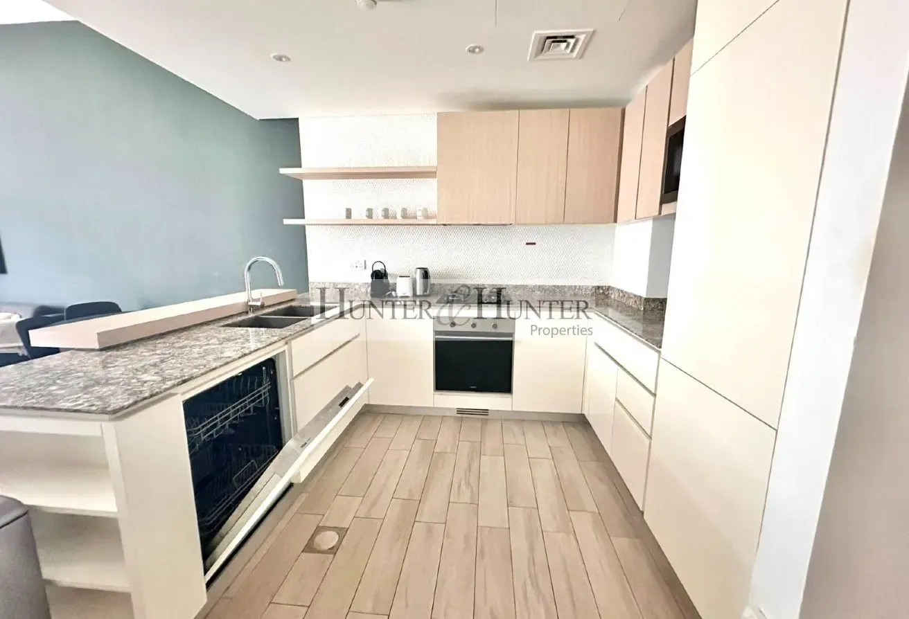 Luxury | Large 1BR | Vacant | Fully Furnished